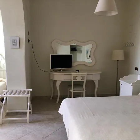 Dania Hotel 3*