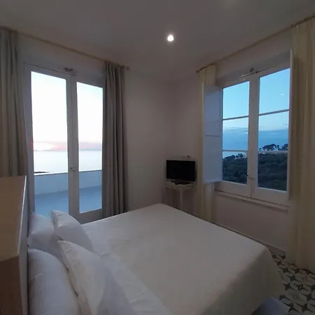 Dania Hotel Sorrento