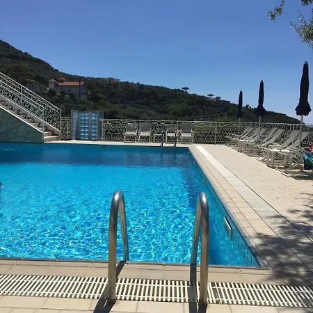 Dania Hotel