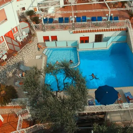 Dania Hotel Sorrento