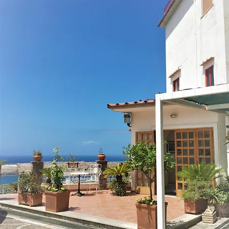 Dania 3* Σορέντο