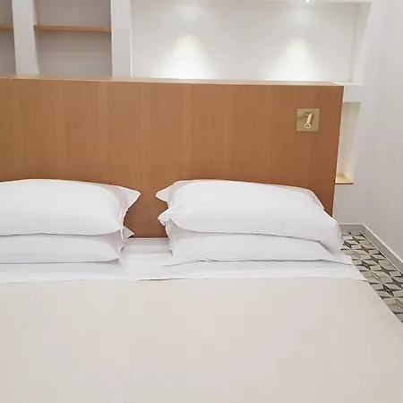 达尼亚酒店 3* 索伦托