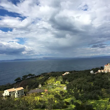 Dania Hotel Sorrento