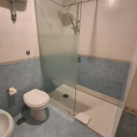 Dania Hotel 3*