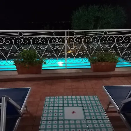 Szálloda Dania 3*